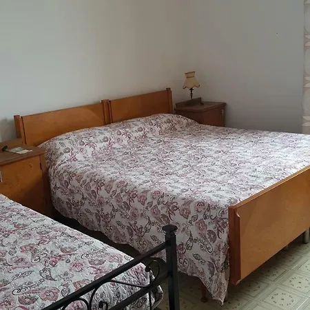 De Benedictis Ferruccio Apartman